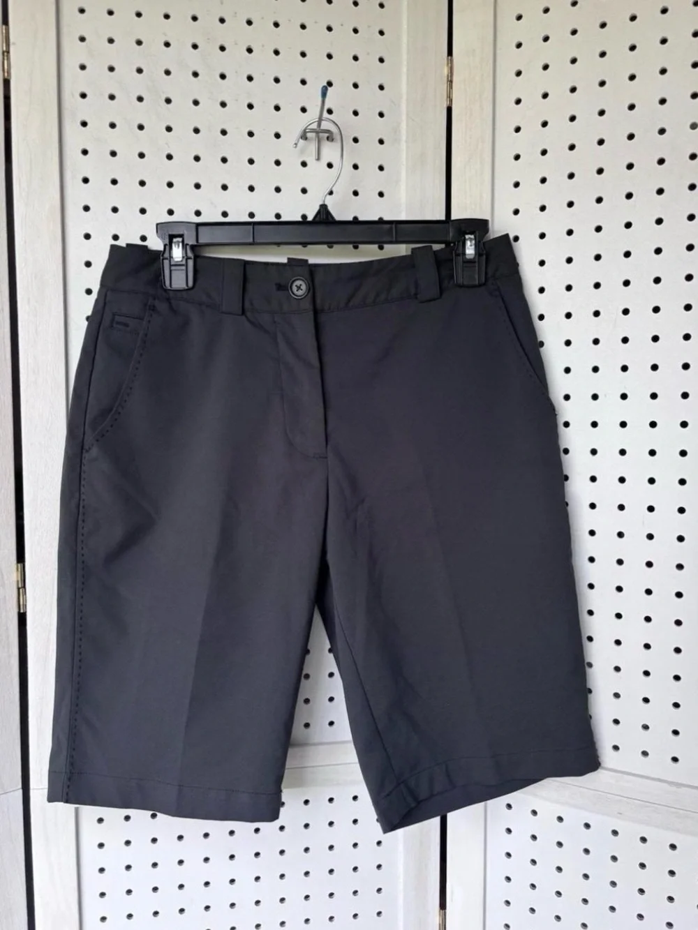 Nike Women's Black Athletic Bermuda Shorts